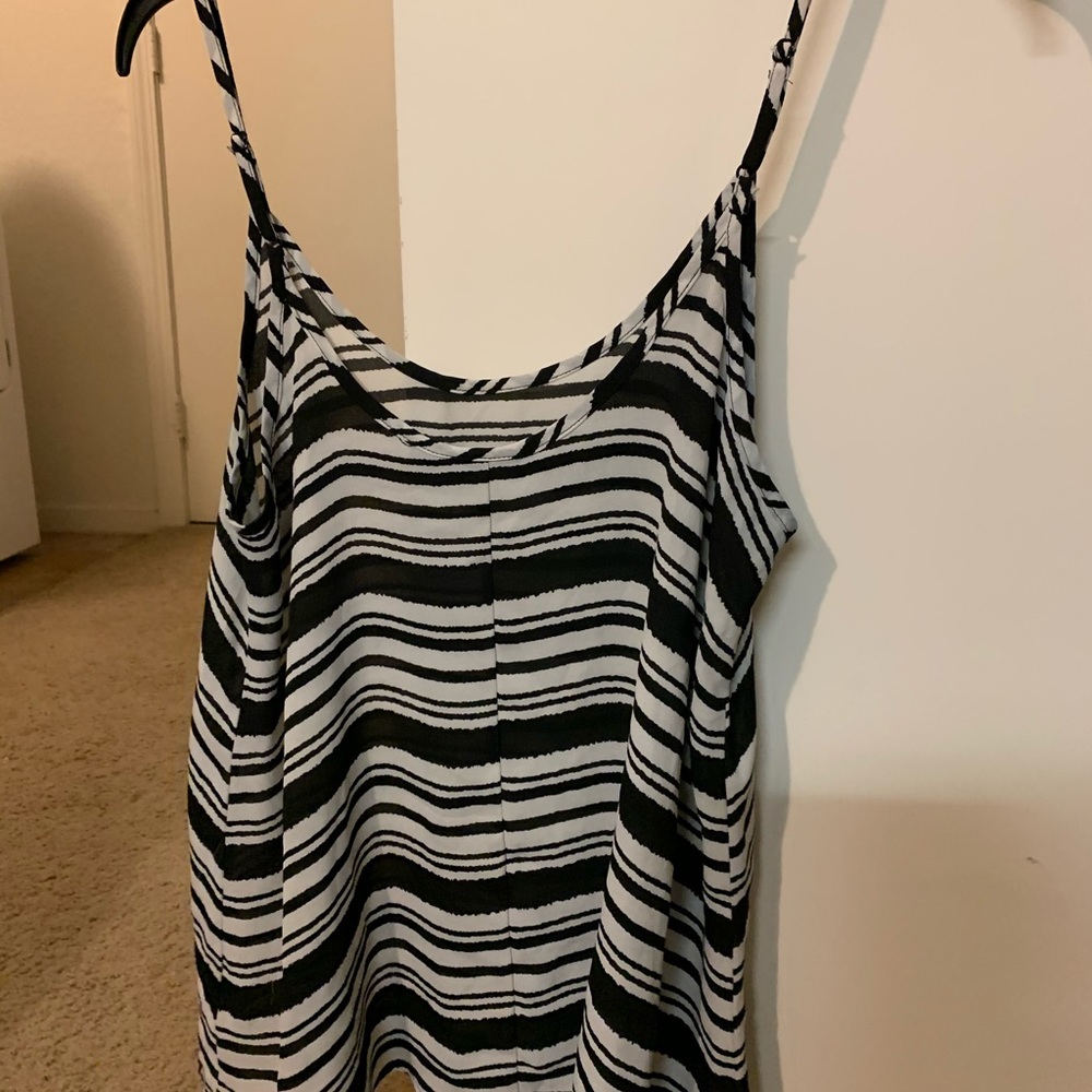 Tank - Picture 2 of 2